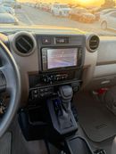 Toyota Land Cruiser Pick Up Std 4.0L Single Cab Utility 4WD