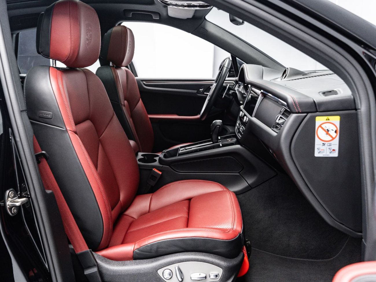 Porsche Macan Base Exclusive Extended Eid Offer - Limited Time Only! February 2028 Porsche Warranty, GCC