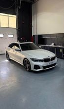 BMW 330i M SPORT
