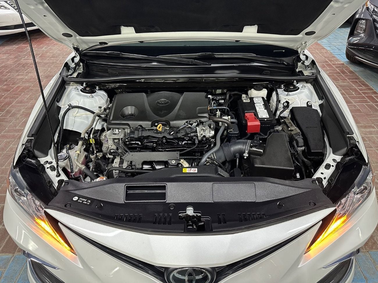 Toyota Camry XLE 2.5L