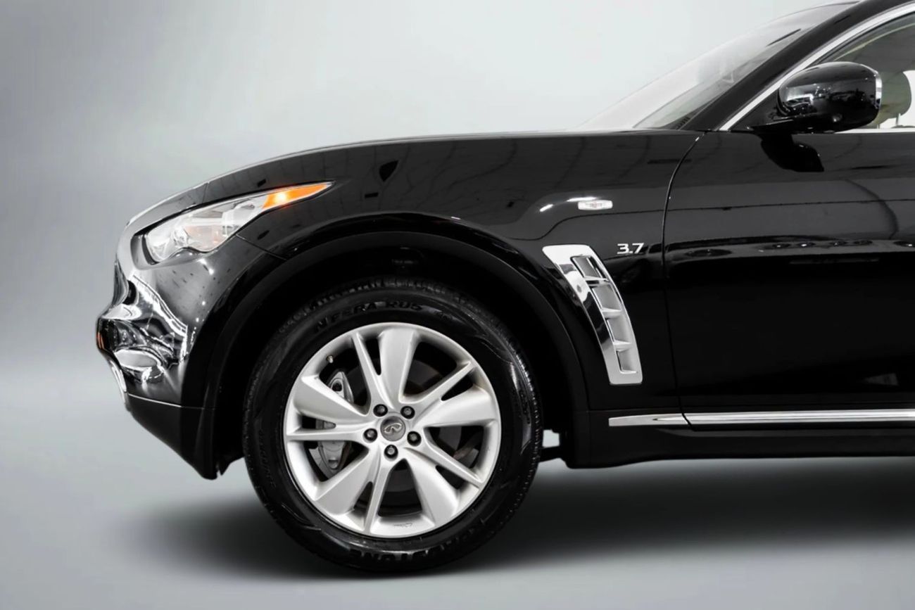 Infiniti QX70 Luxury
