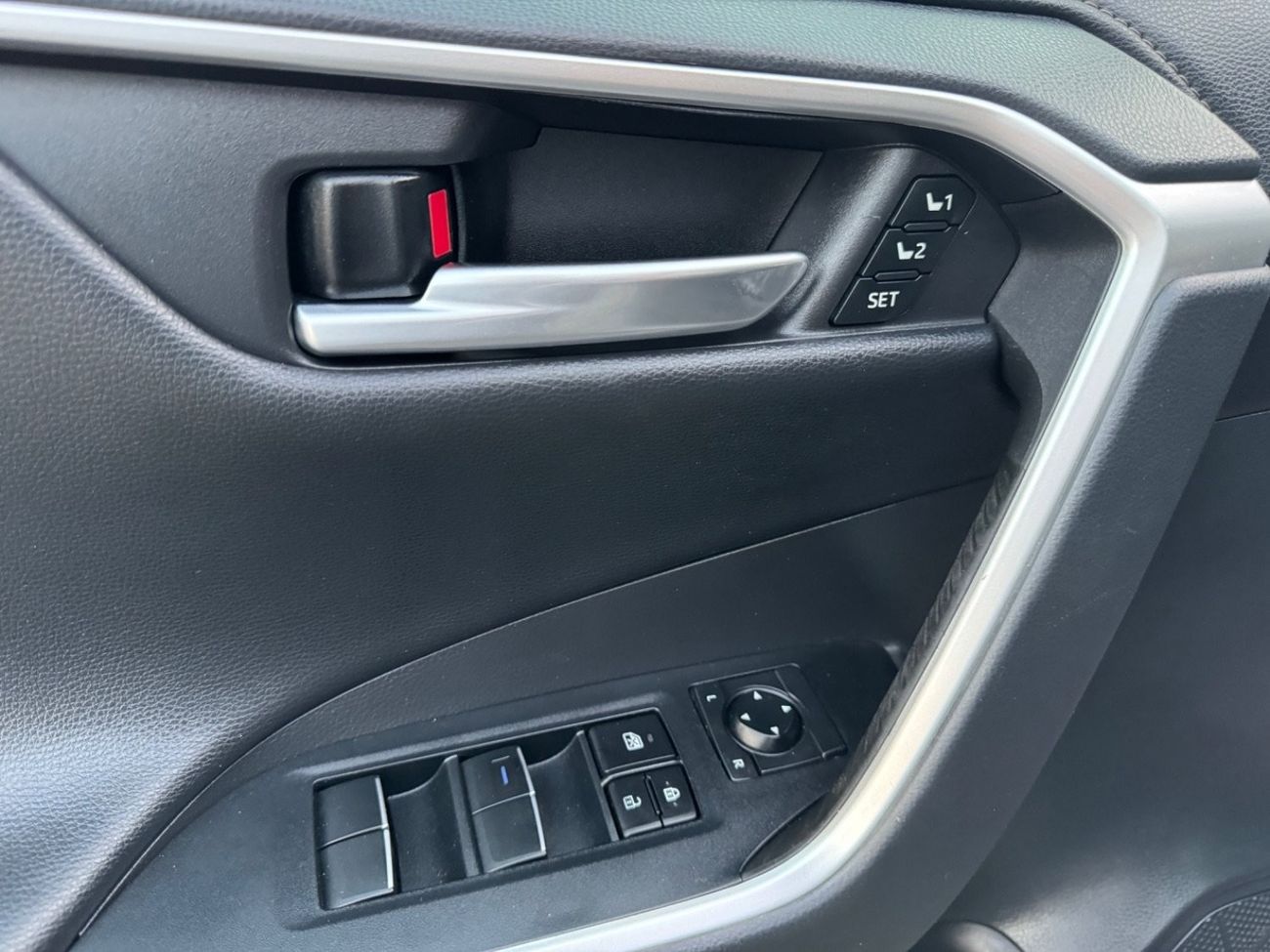 Toyota RAV4 2019 LIMITED PREMIUM AWD 2 KEYS USA IMPORTED