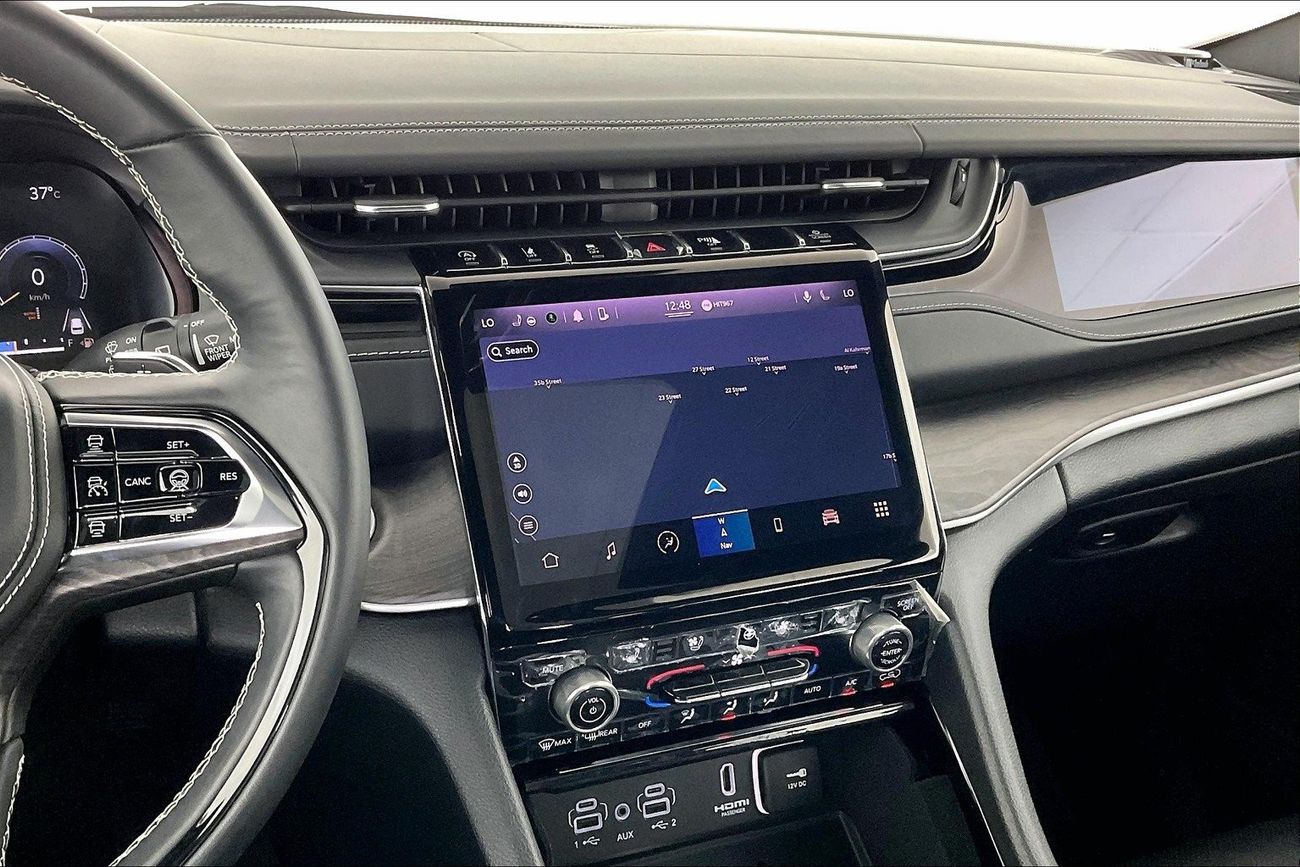 جيب جراند شيروكي Overland | ضمان مجاني لمدة عام | 0 دفعة أولى