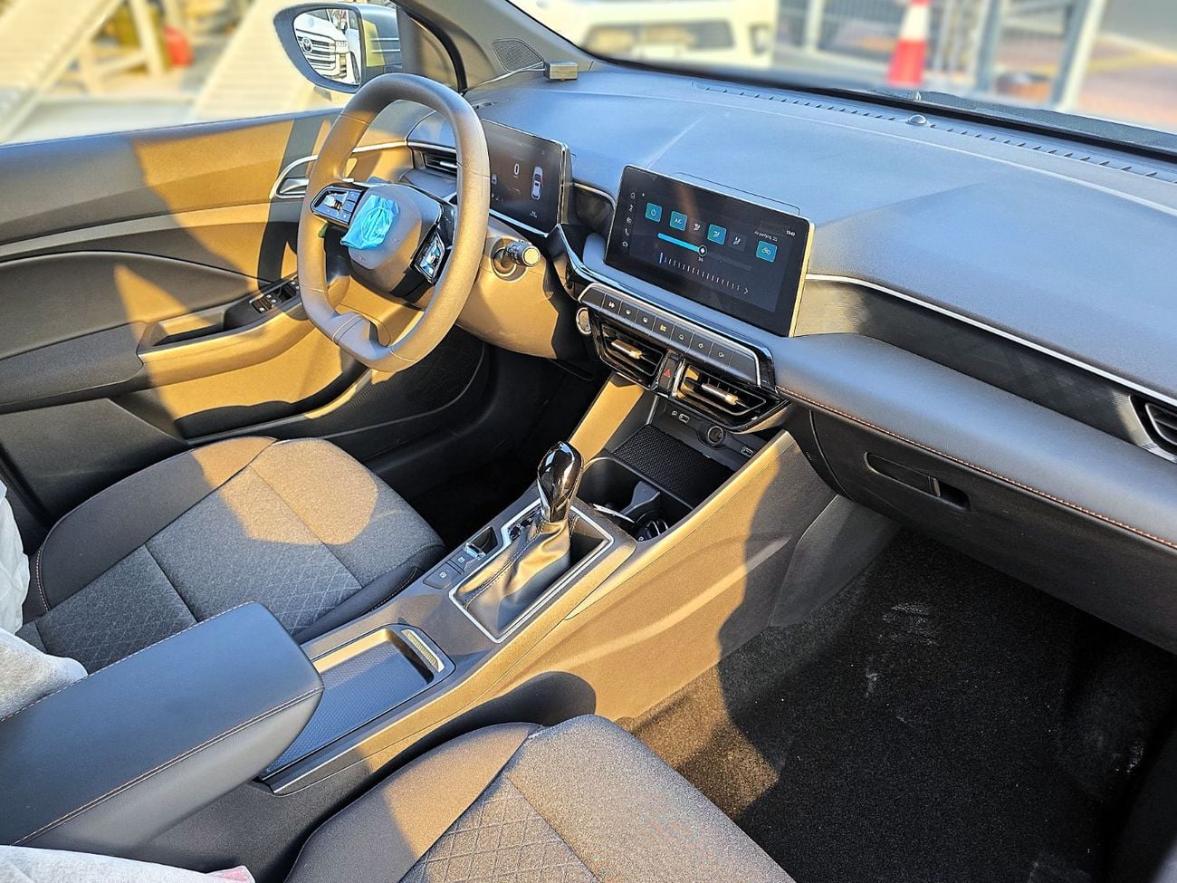 MG 3 COMFORT MG 3 1.5L A/T FWD Hatchback 4Doors Silver Color 2025 Model