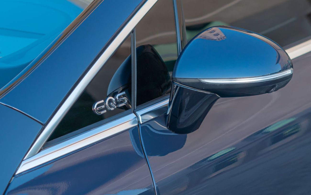 Mercedes-Benz EQS 450+ Premium + gcc car full option low mil