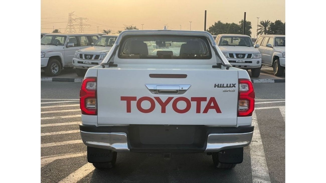 تويوتا هيلوكس 2021 Toyota Hilux Deisel - 2.8L V4 - Right Hand Drive UAE PASS