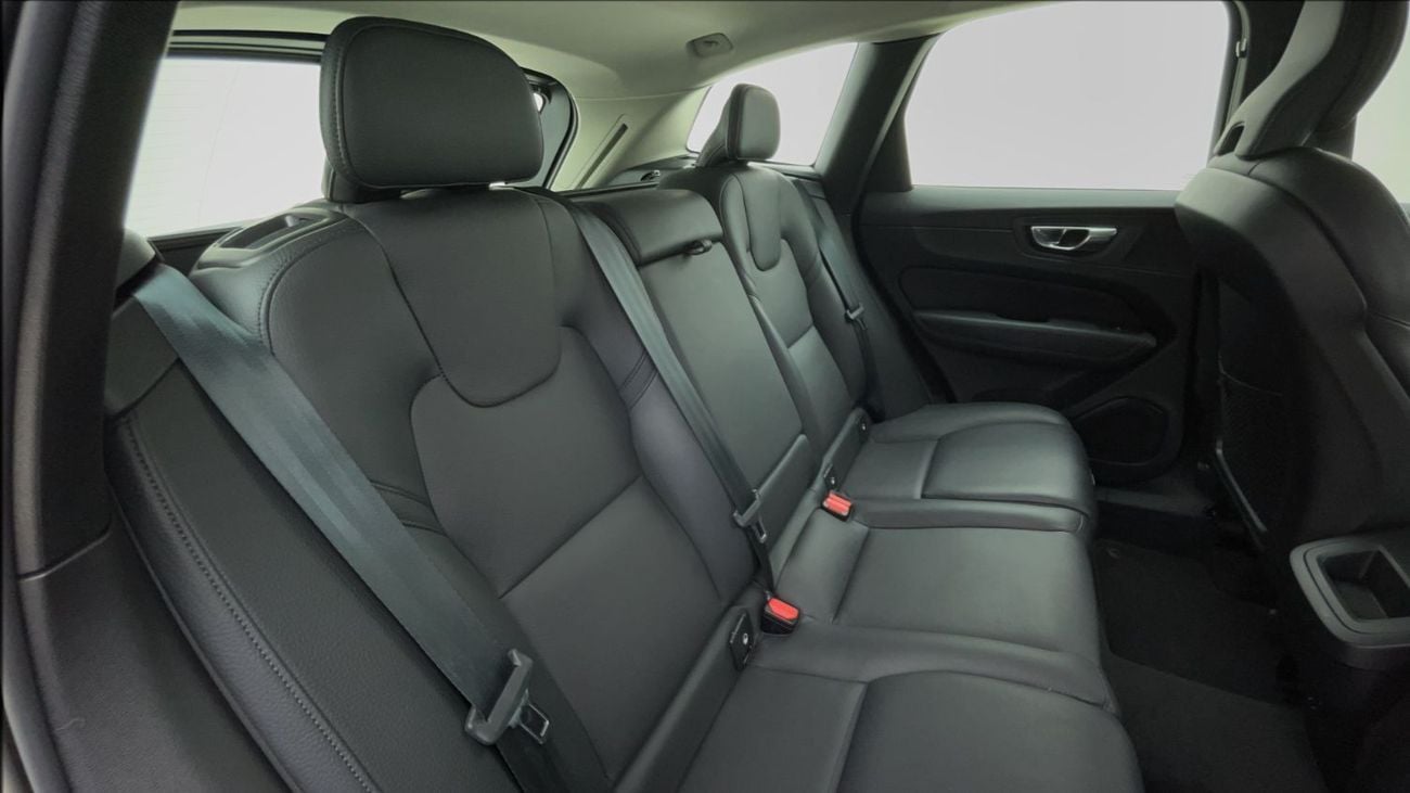 فولفو XC 60 2L 2023 | 0 DP | 1509/Month | 30 Day Return | Service History