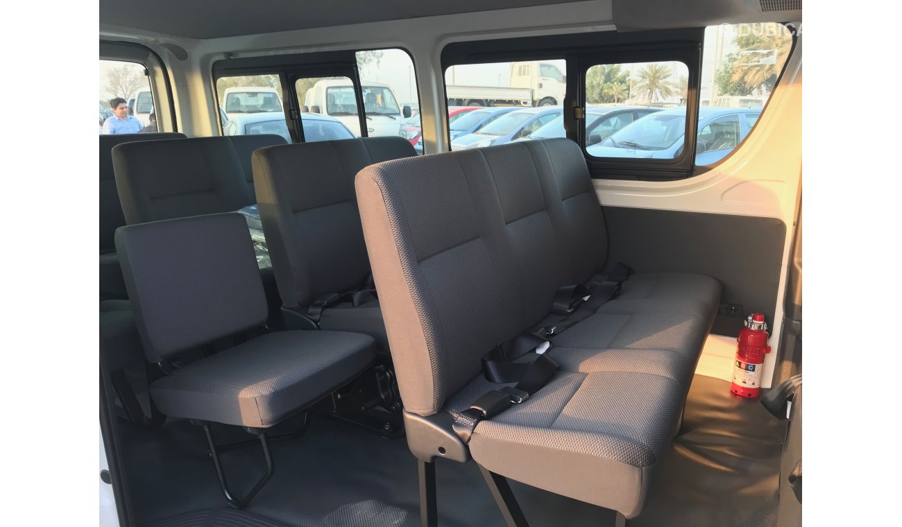 Toyota Hiace 2.5L