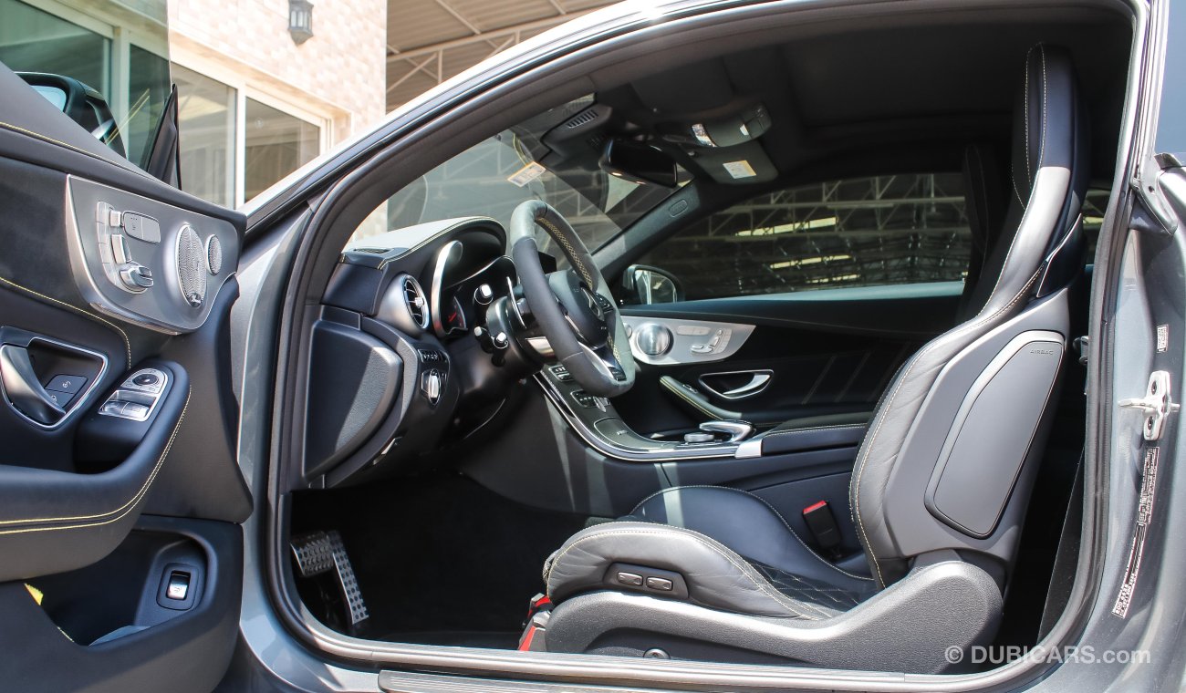 Mercedes-Benz C 63 Coupe S