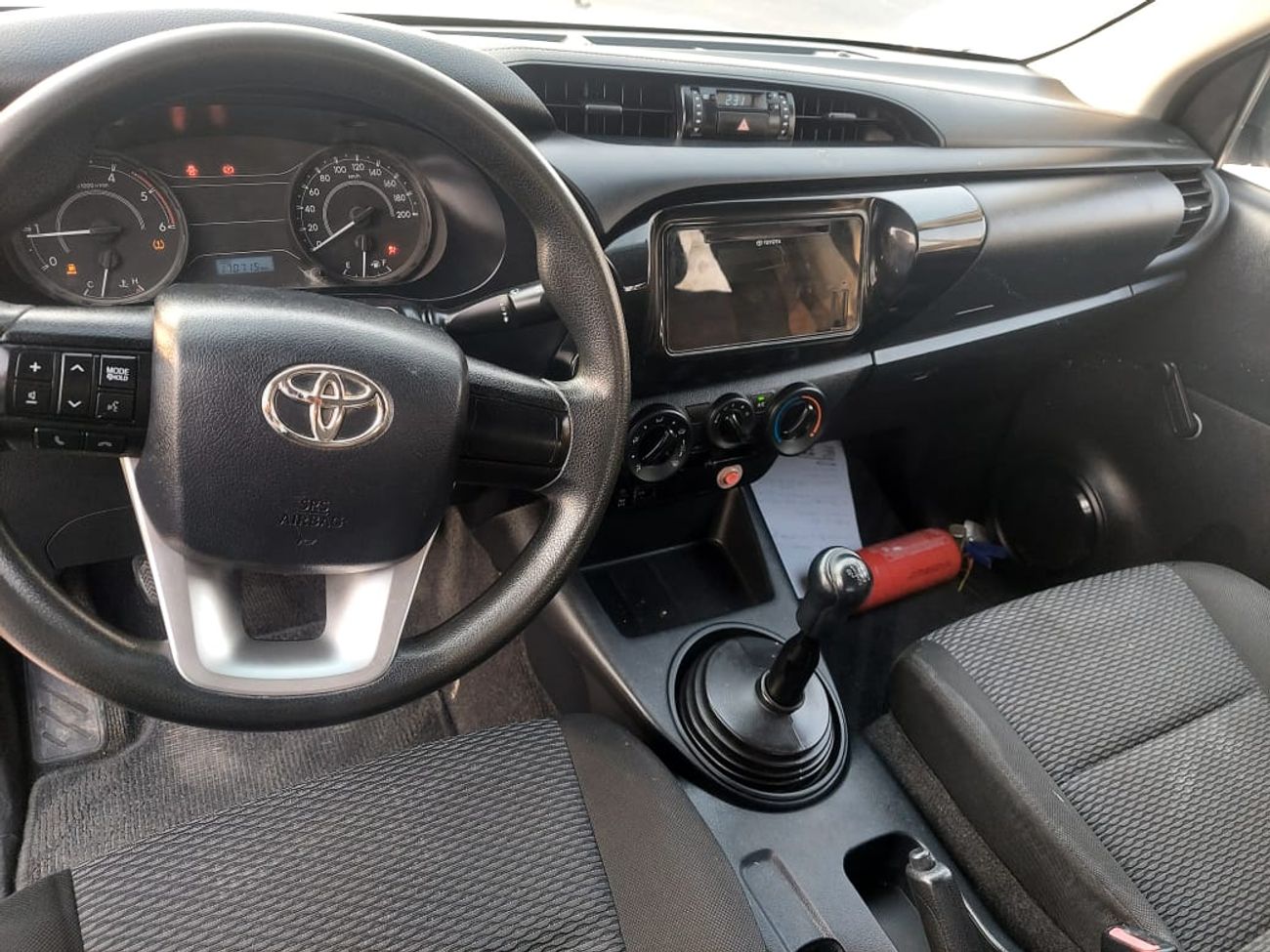 تويوتا هيلوكس DC 2.4L 4WD DIESEL MANUAL TRANSMISSION