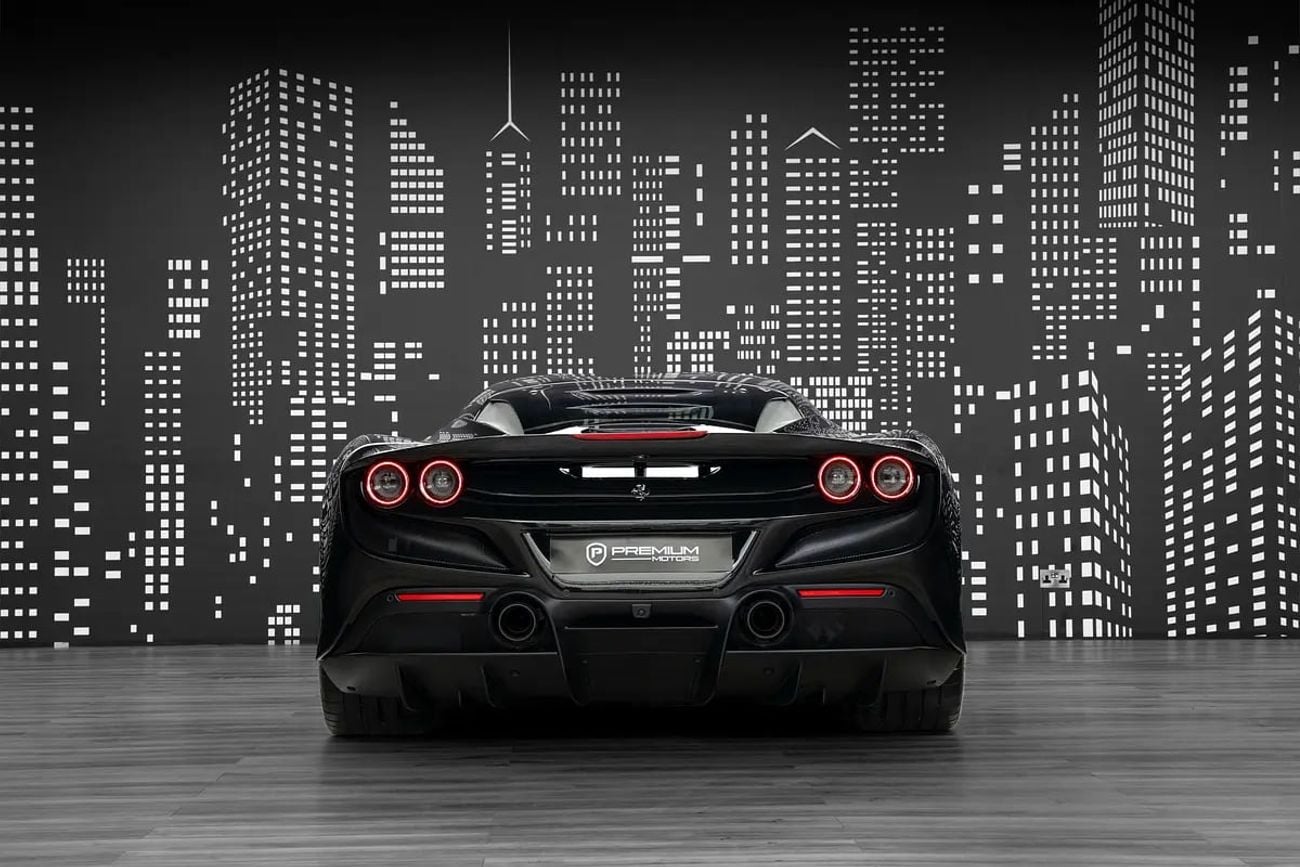 Ferrari F8 Tributo STANDARD