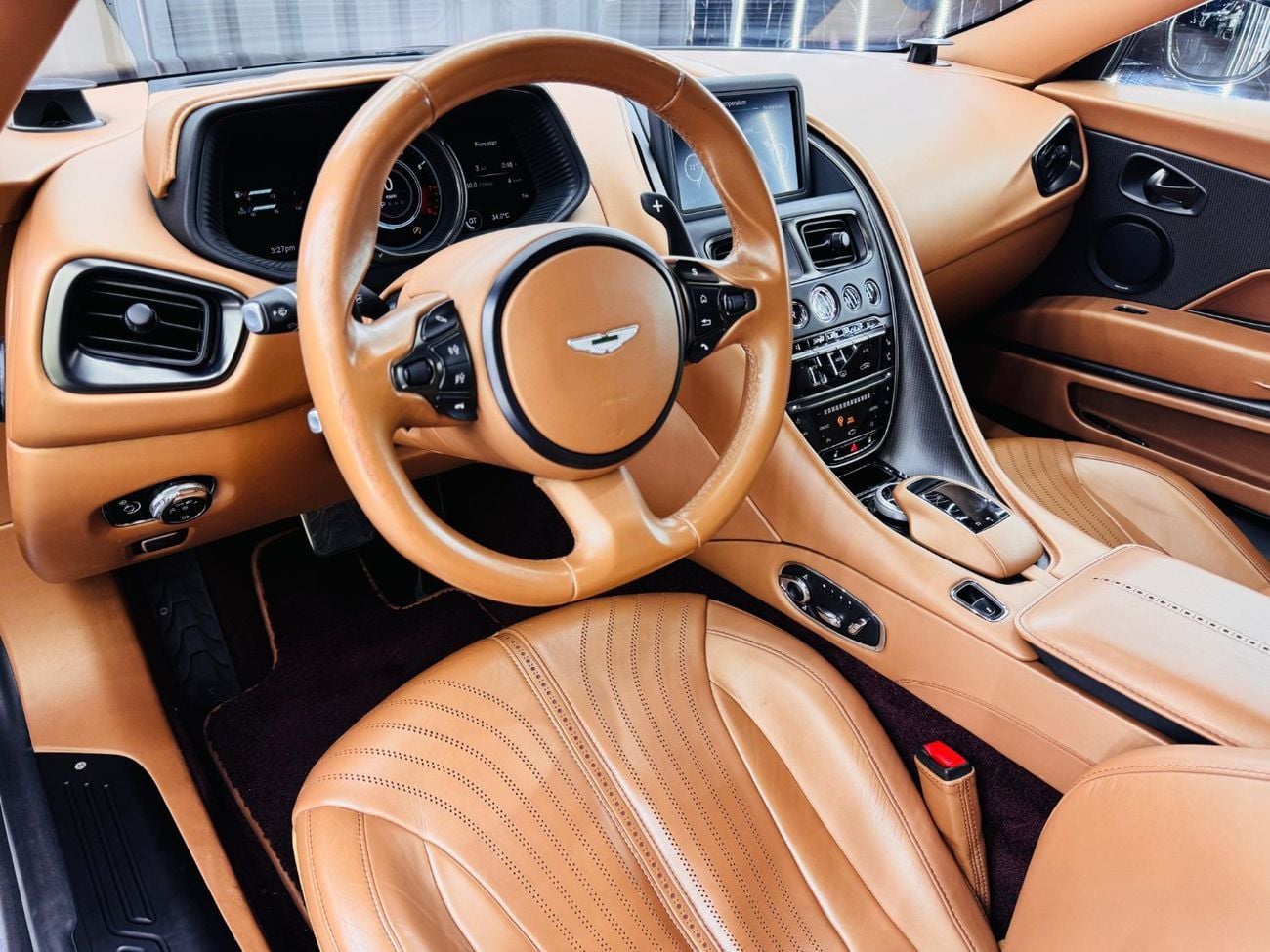 Aston Martin DB11 AMR 5.2L 2018 Aston Martin DB11 AMR V12 With full Aston Martin Service History