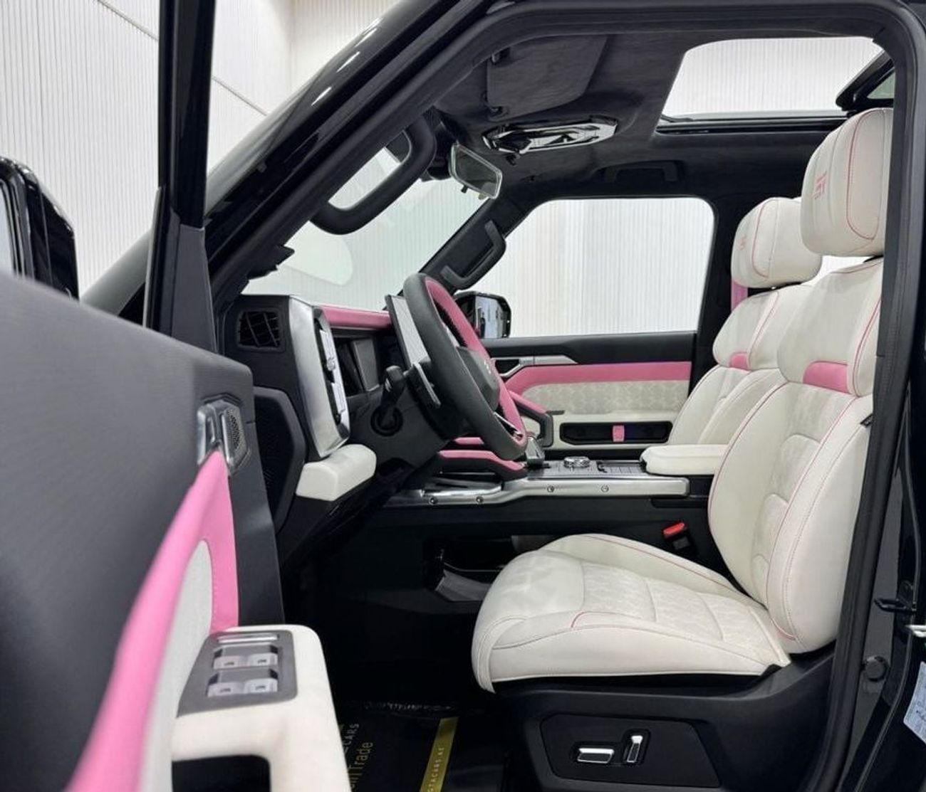 Jetour T2 Std 2.0L 2024 Jetour T2 (defender kit) Full Options, 1 Year Warranty, Excellent Condition