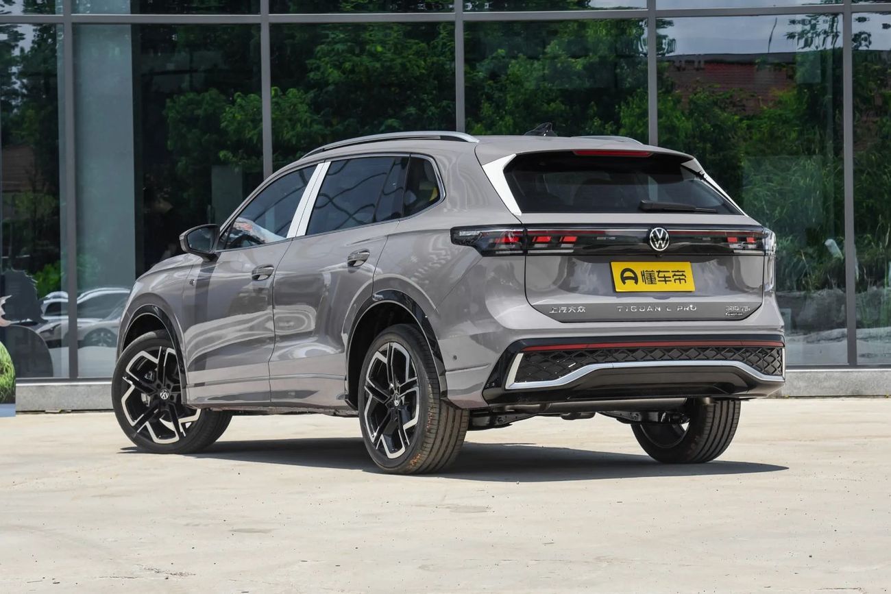 فولكس واجن تيجوان Pro 380TSI 4WD R-Line Premium Edition