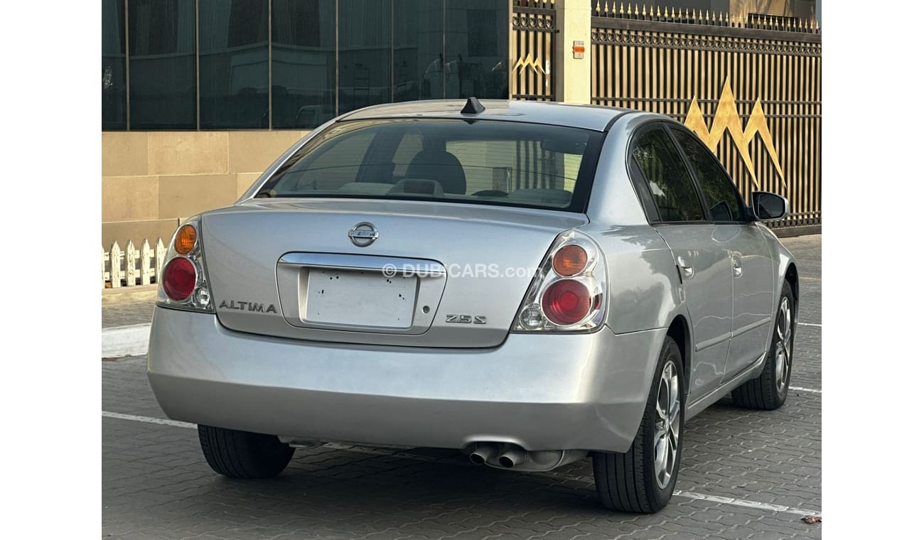 Nissan Altima