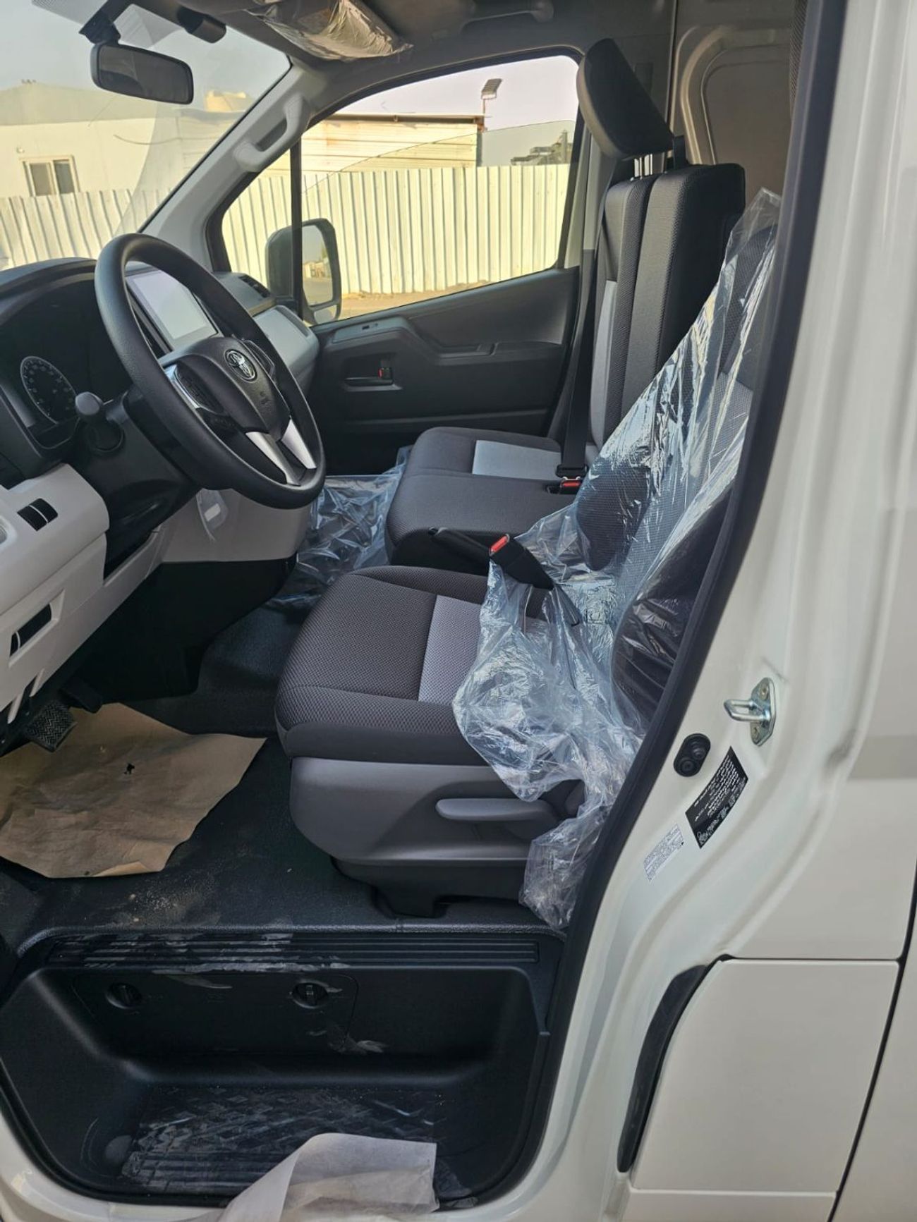 Toyota Hiace HIGH ROOF VAN 3.5L CARGO 2026 GCC 2 BACK DOOR