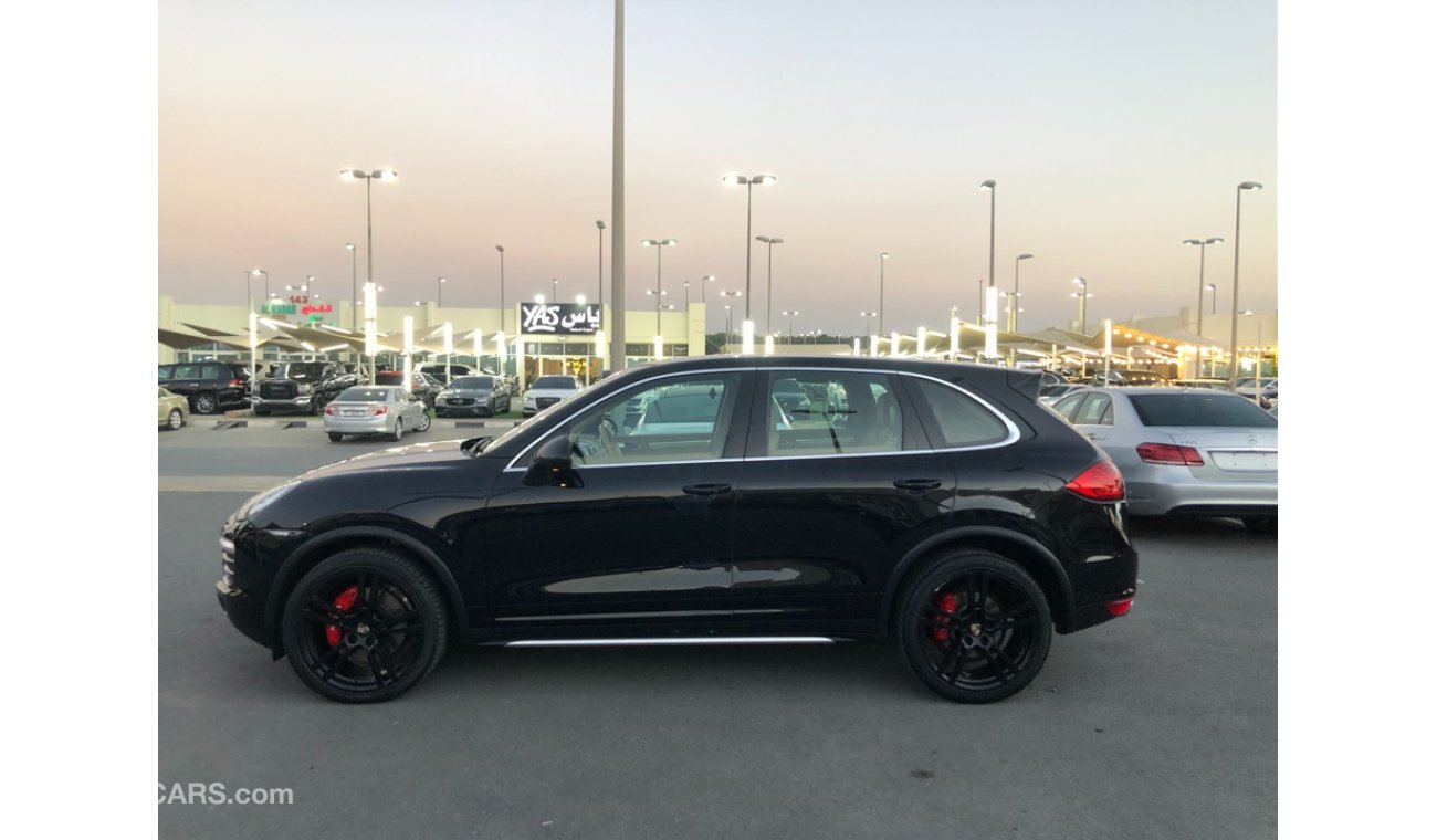 Porsche Cayenne S PORSCHE CAYENNE S MODEL 2012 GCC CAR PERFECT CONDITION FULL OPTION PANORAMIC ROOF LEATHER SEATS