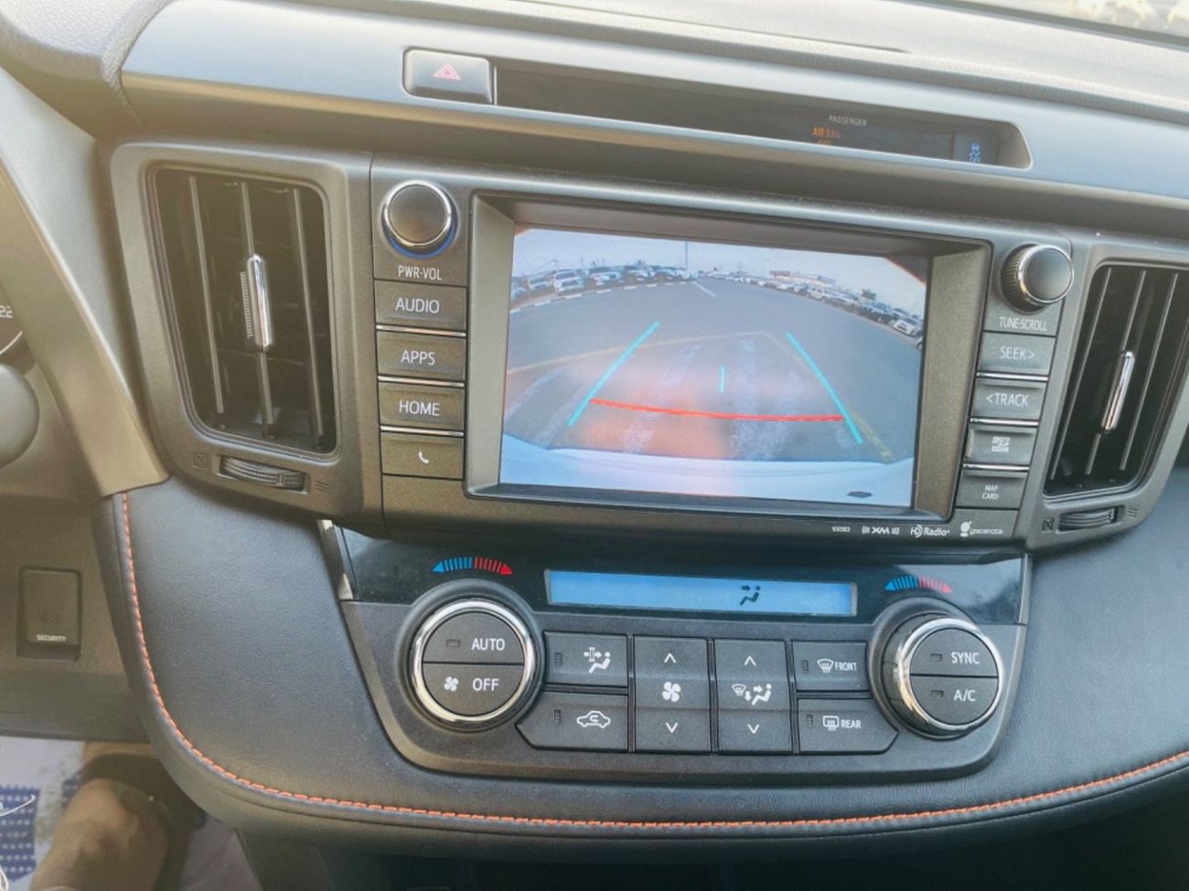 Toyota RAV4 Limited 2.5L SE  2.5L