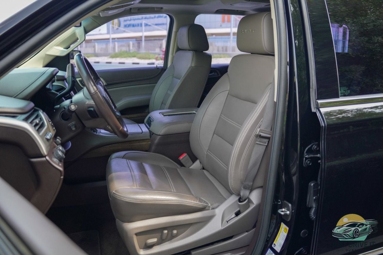 GMC Yukon Denali 6.2L (8 Seater)