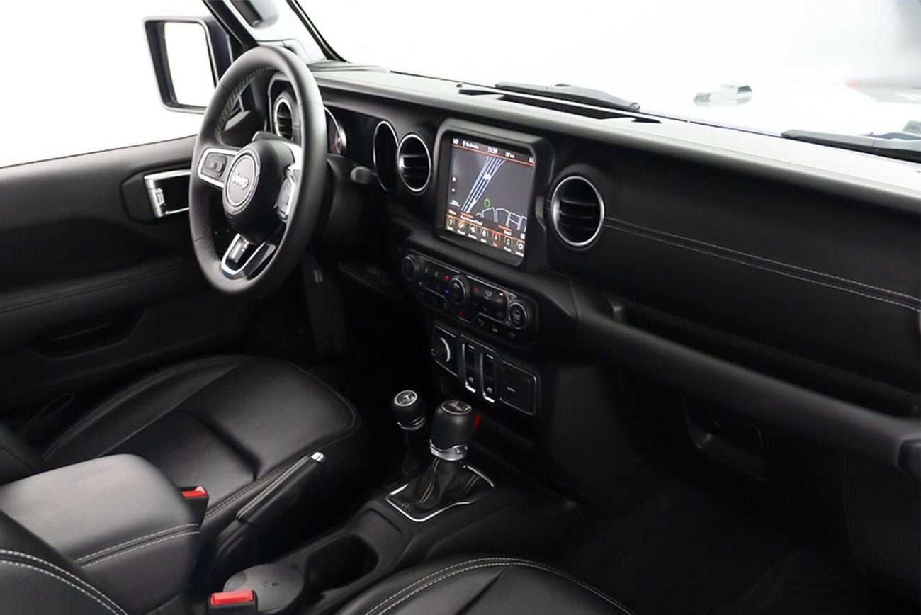Jeep Wrangler Sahara 3.6L A/T (5 Seater)