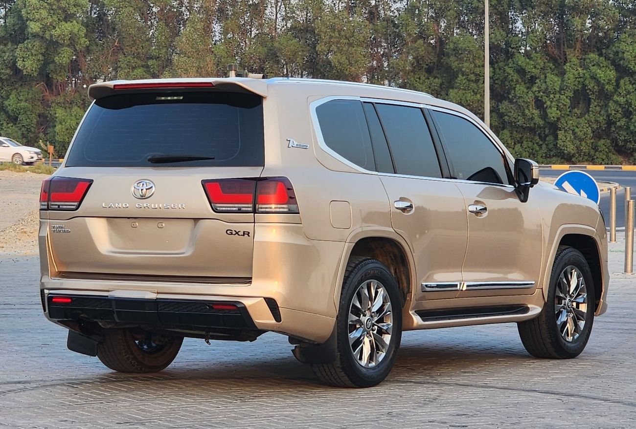 Toyota Land Cruiser GXR V8 MODEL 2010 UPGRADE 2024