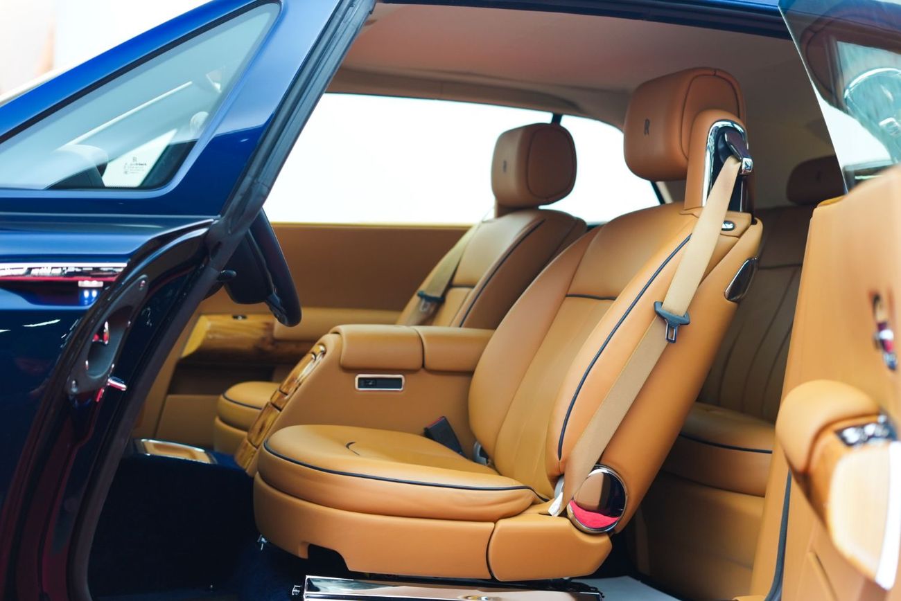 رولز رويس فانتوم Drophead 6.8L