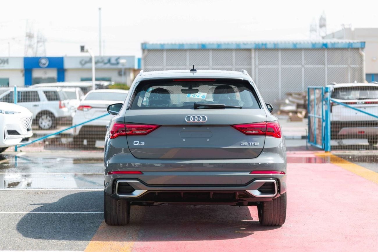 أودي Q3 35 TFSI S-LINE Audi Q3 TFSI 35 S Line 1.5 Turbo (2025) Nardo Grey