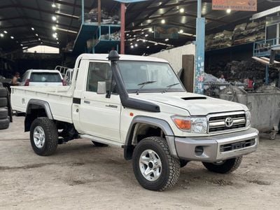 Toyota Land Cruiser Pick Up 2012 model single cabin full options