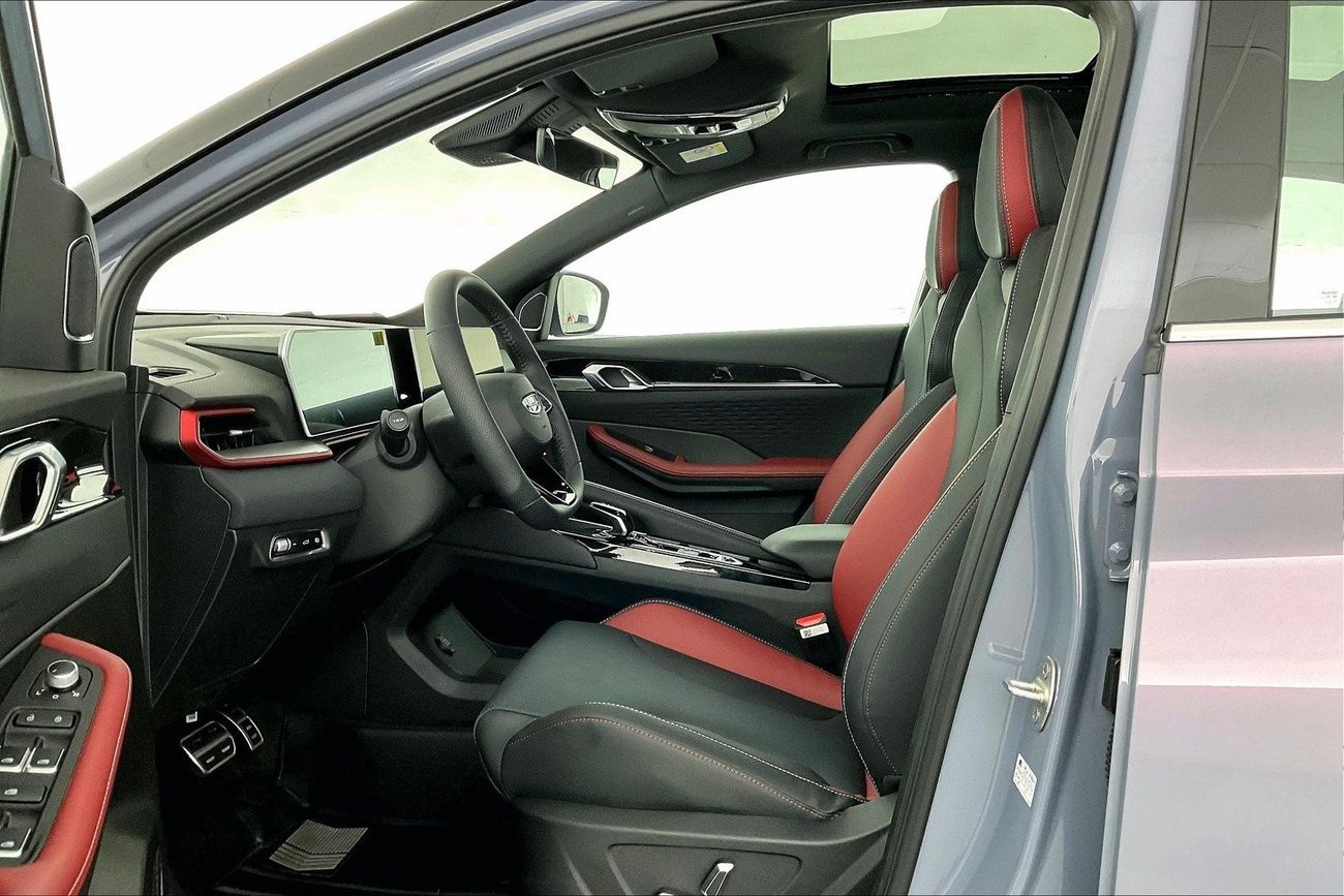 Infiniti Q50 Premium / Luxe | Guaranteed Warranty | 0 Down Payment