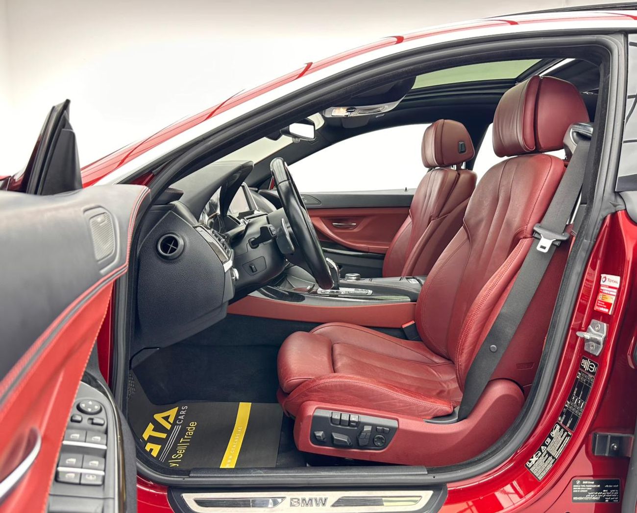 بي أم دبليو 650i 2015 BMW 650i xDrive Gran-Coupe M-Sport, BMW Full Service History, Excellent Condition, GCC