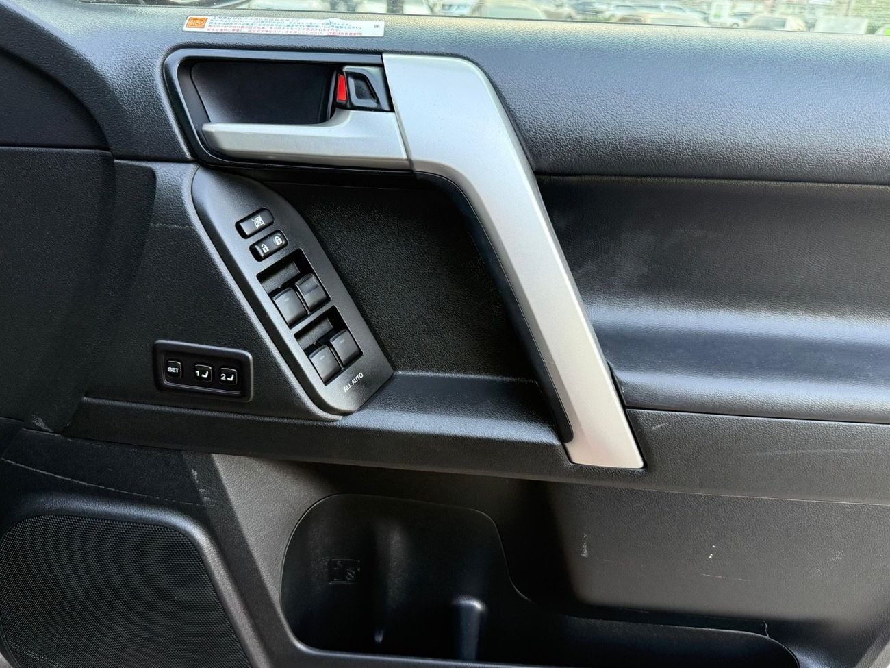 تويوتا برادو VX Full Option Right Hand Drive