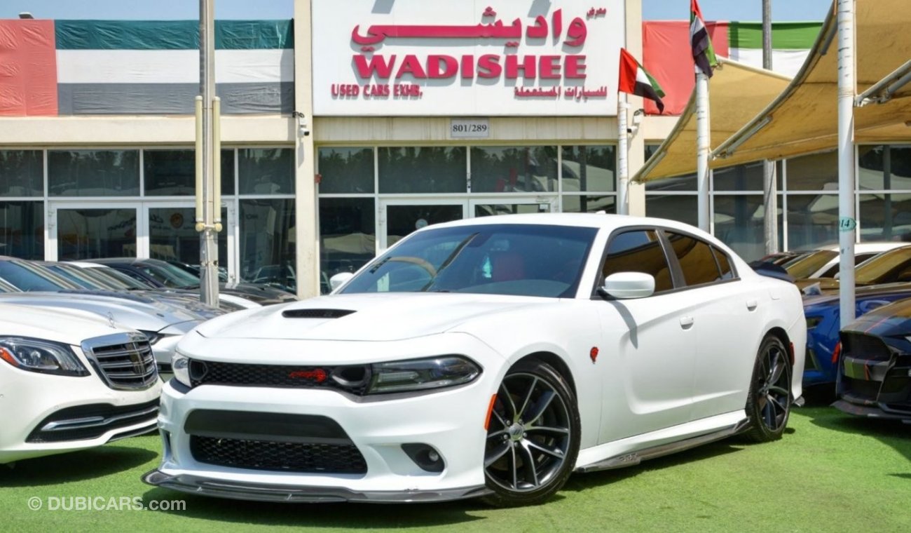 Dodge Charger Charger Scat Pack V8 6.4L 2018/ SRT Body Kit/ Leather Interior/Excellent Condition