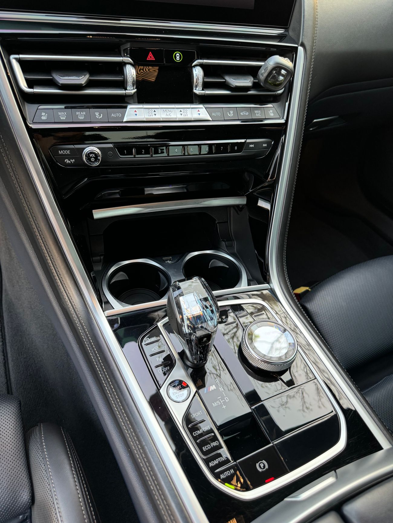 بي أم دبليو M850i