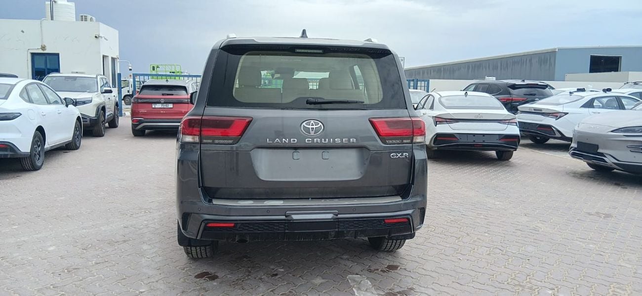 تويوتا لاند كروزر 2025 Toyota Land Cruiser LC300 GXR High-Option with Radar 7-Seater 3.5L V6 Twin Turbo Petrol A/T 4WD