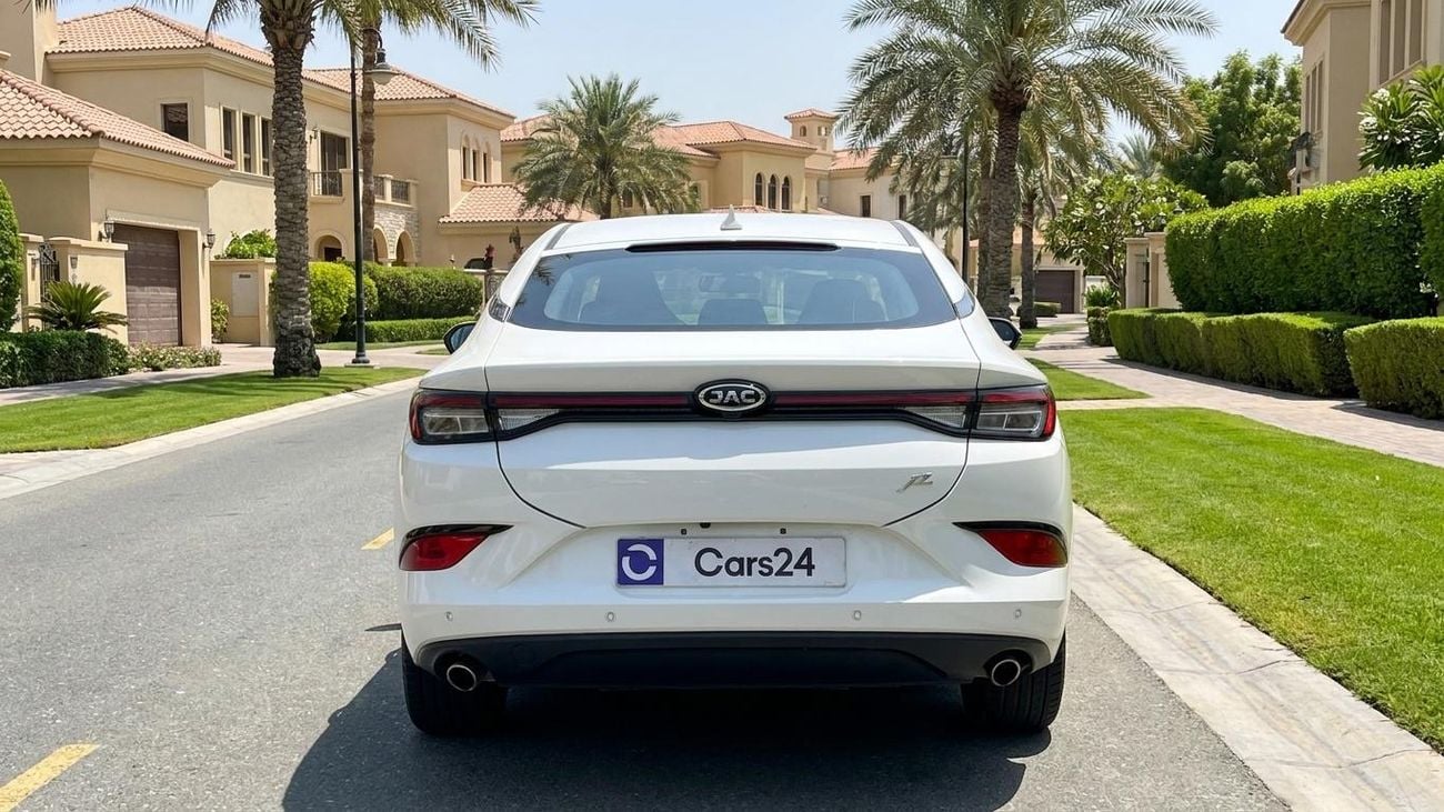 جاك J7 INTELLIGENT كارس24 هي سوق ضخم للسيارات المستعملة موثوق ومضمون ٪كارس24 هي سوق ضخم للسيارات المستعملة موثوق ومضمون