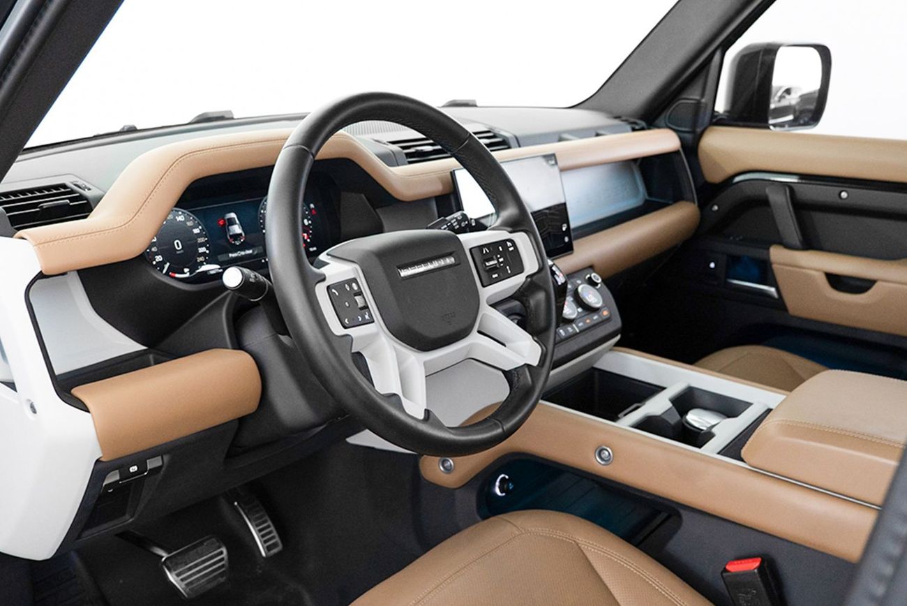 لاند روفر ديفندر P300 110 2.0L (5 Seater)