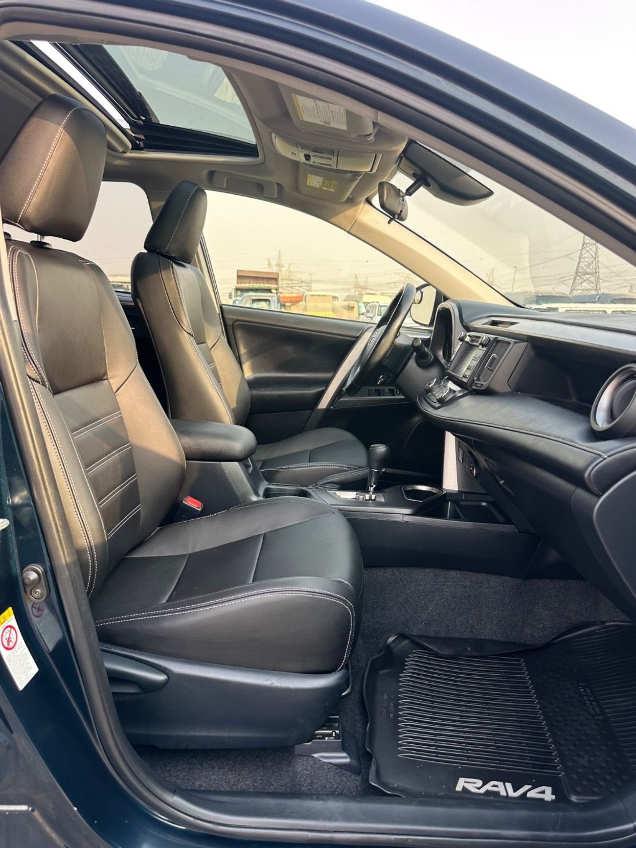 Toyota RAV4 XLE 2.5L