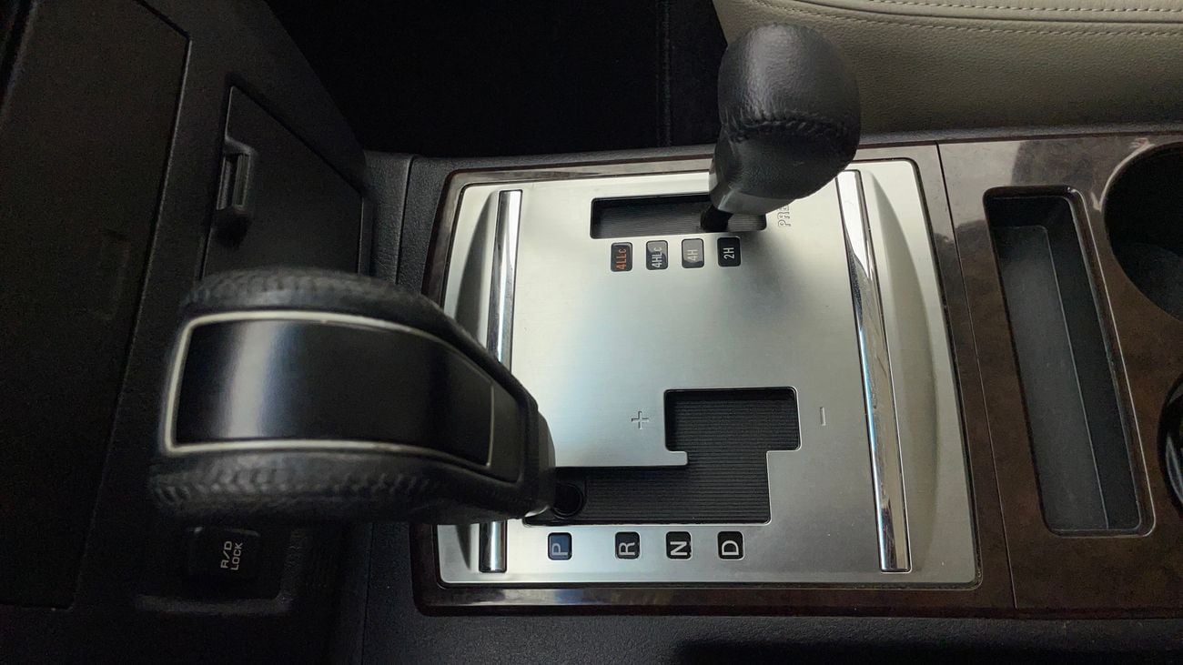 Mitsubishi Pajero GLS HIGHLINE 3.8 | Zero Down Payment | Home Test Drive