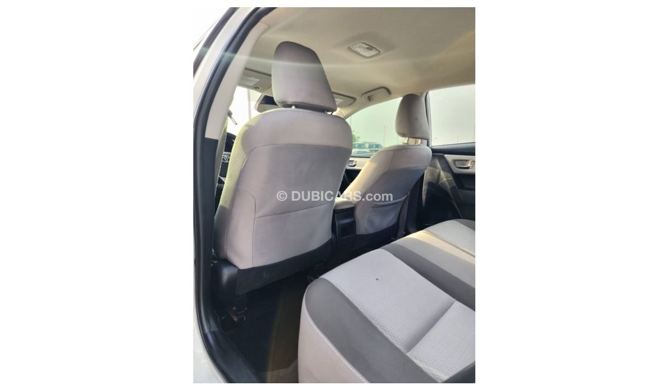 تويوتا كورولا SE