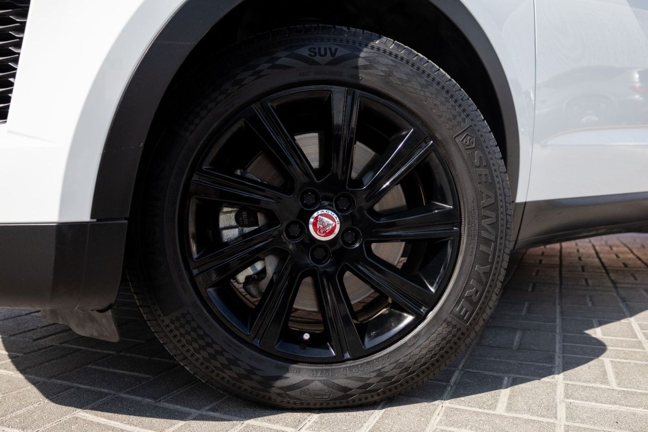 جاكوار E Pace SE P200 2.0L Jaguar E-Pace S P200 2020 GCC under Warranty with Flexible Down-Payment.