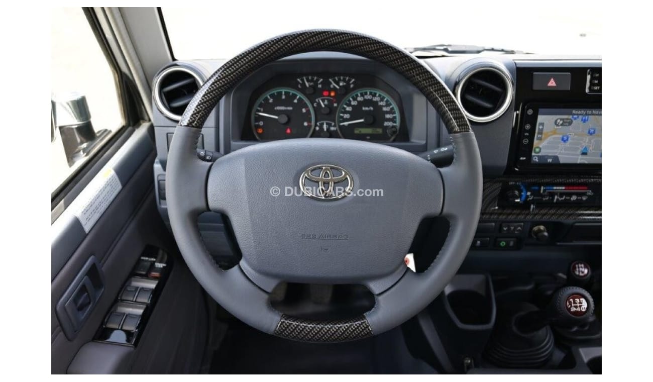 تويوتا لاند كروزر بيك آب 79 Black Edition