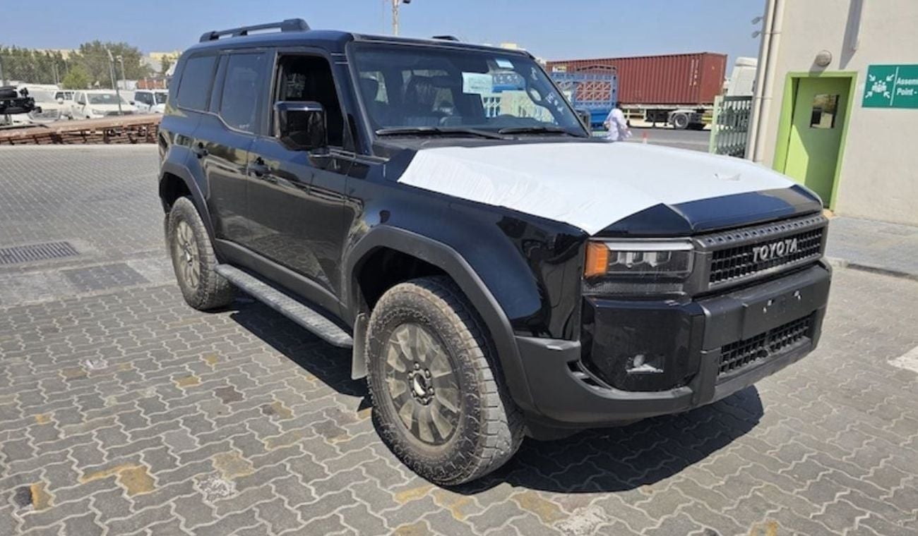 تويوتا برادو Toyota Prado Luxury 2.4L Petrol