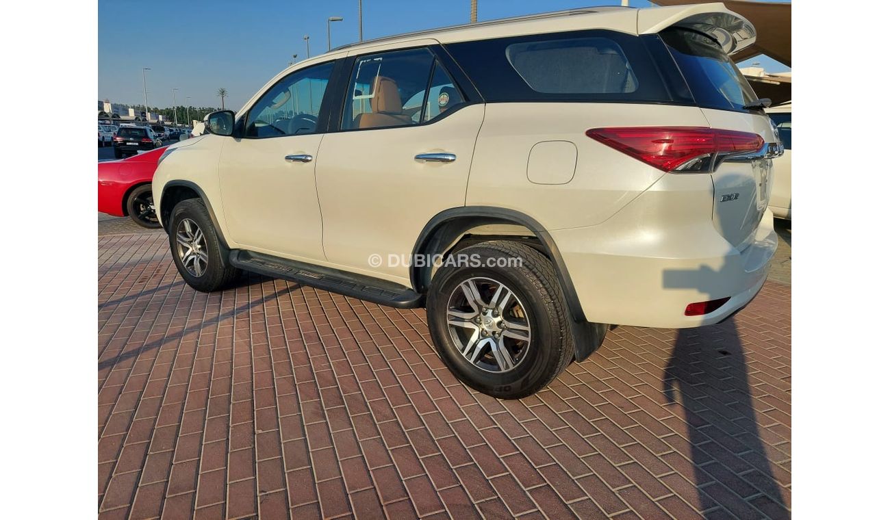 Toyota Fortuner 2.7L PETROL AUTOMATIC TRANSMISSION