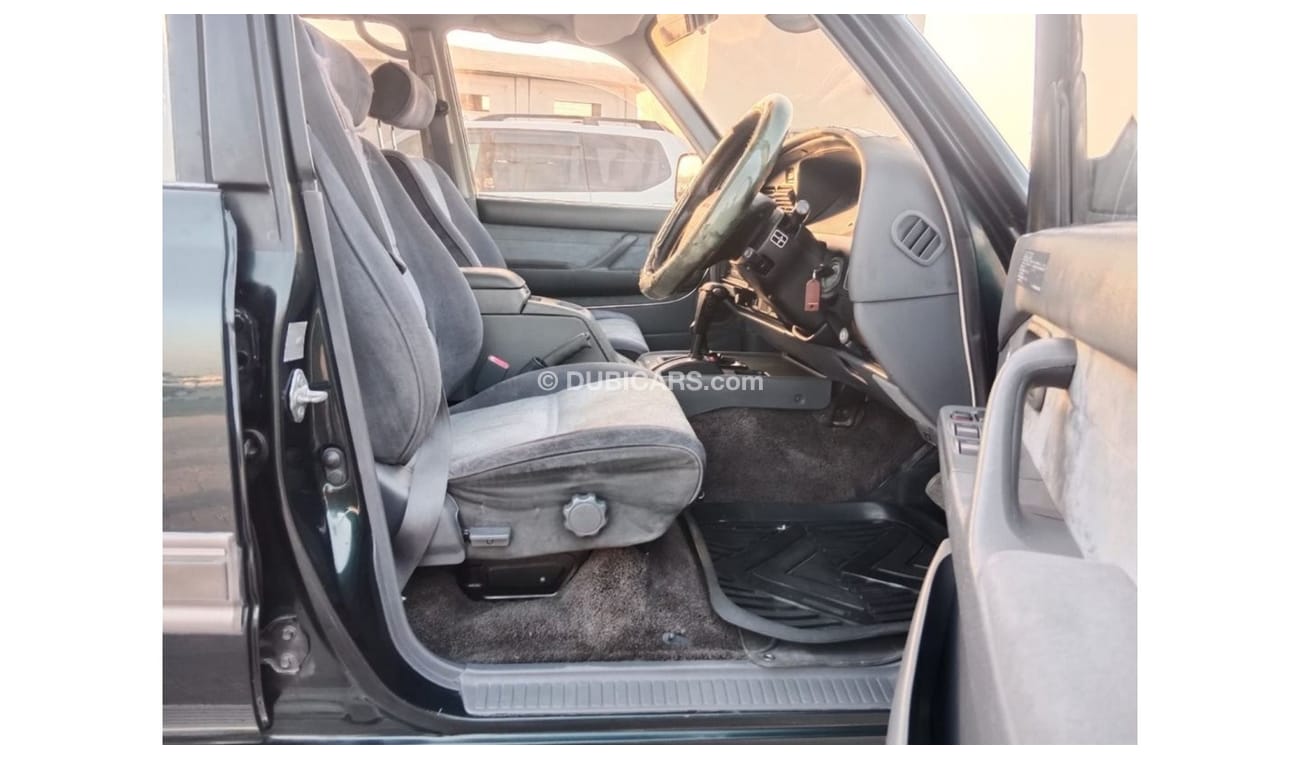 Toyota Land Cruiser TOYOTA LAND CRUISER RIGHT HAND DRIVE (PM1227)