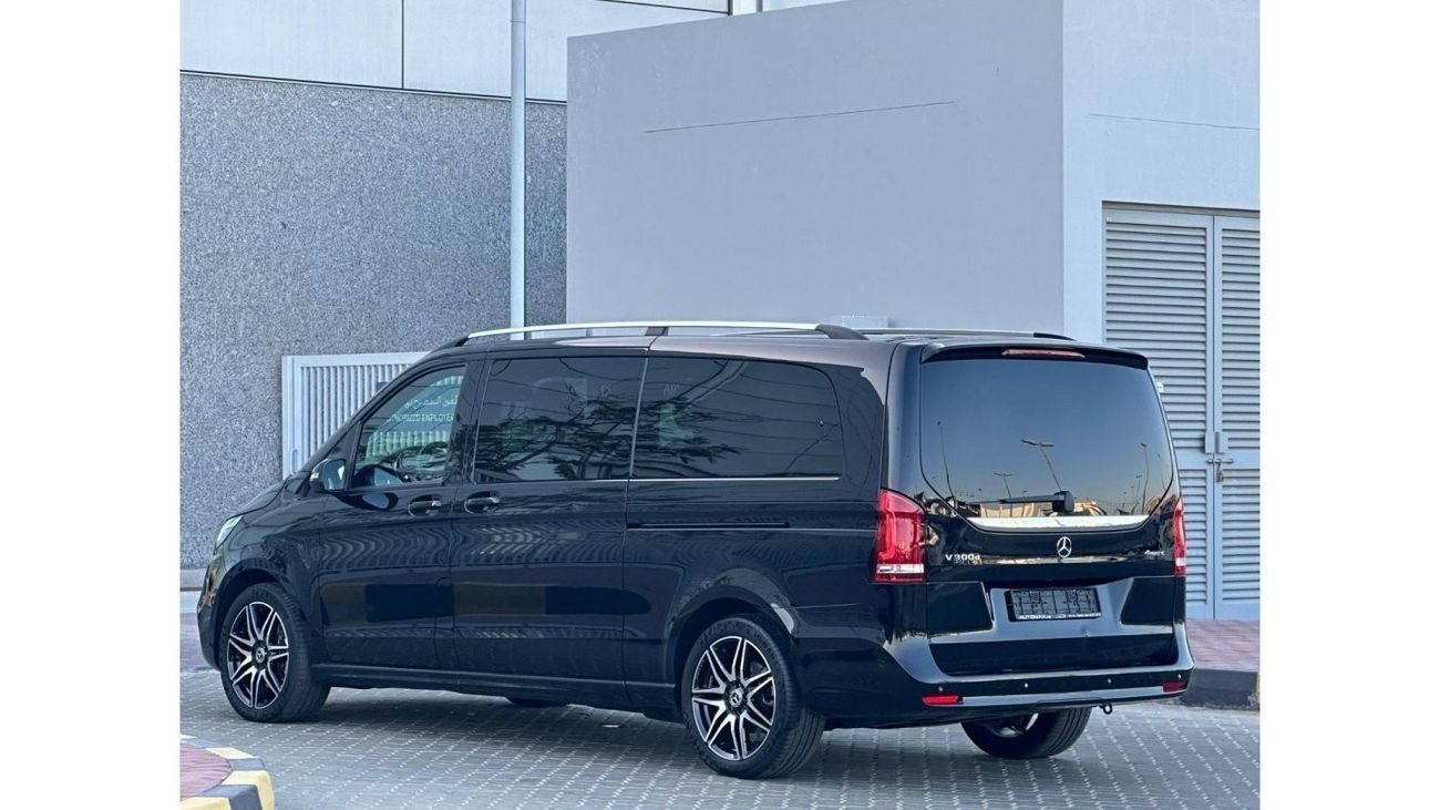 Mercedes-Benz V 300 V-300 deisel 2023 FULL OPITION // UNDER WARRANTY // ORGINAL PAINT // PERFECT CONDOITION