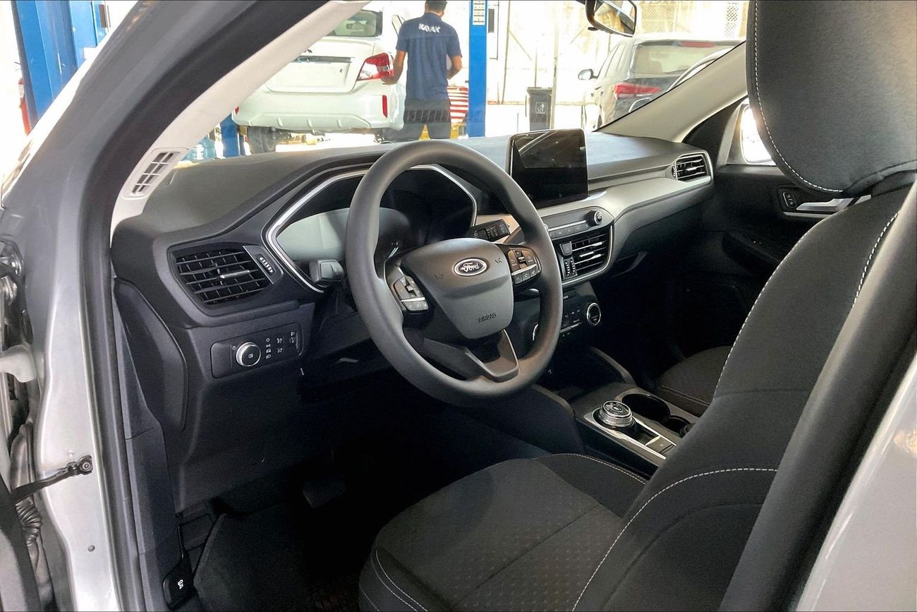 Ford Escape Ambiente | upto AED 20,000 Ramadan Discount | Guaranteed Warranty | 0 Down Payment