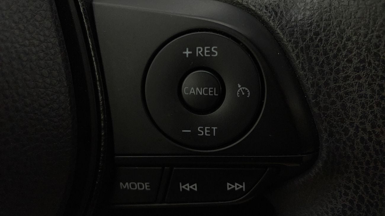 تويوتا راف ٤ ADVENTURE 2.5 | بدون دفعة مقدمة | اختبار القيادة في المنزل