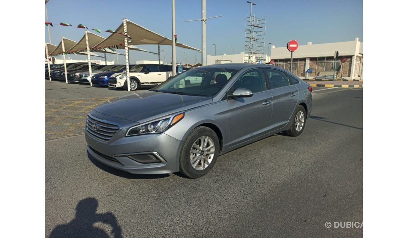 Hyundai Sonata Hyundai Sonata 2016 full option American import in excellent condition