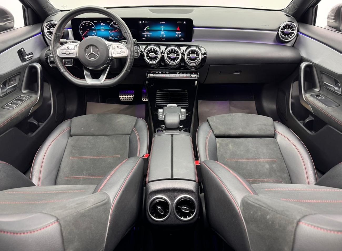 مرسيدس بنز A 200 AMG 2021 Mercedes-Benz A200 AMG, Mercedes Service History, 1 Year Warranty, GCC