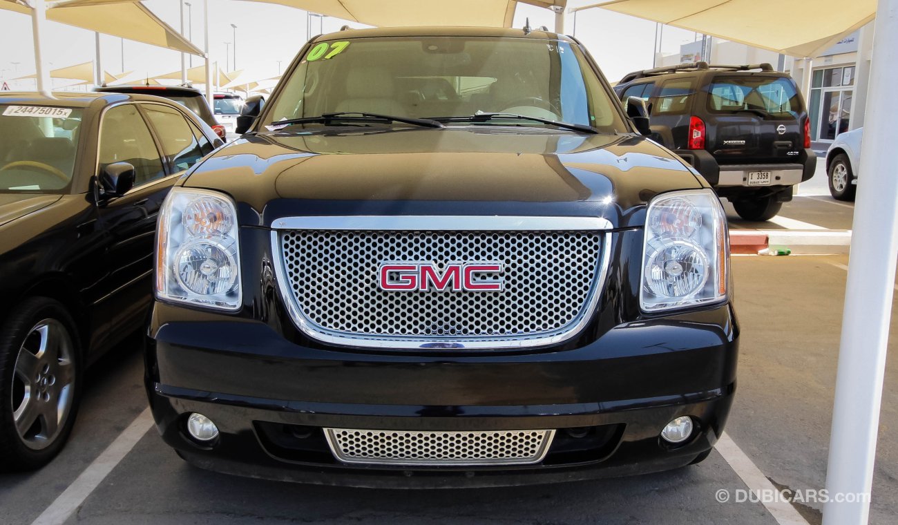 GMC Yukon Denali